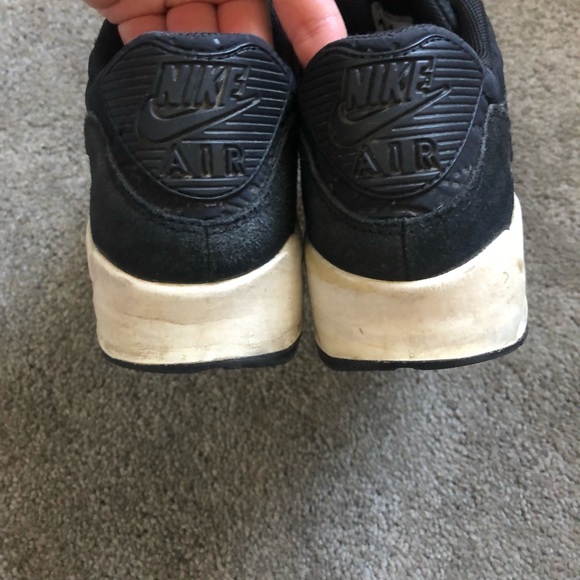 Nike Air Max 90’s - Picture 3 of 4